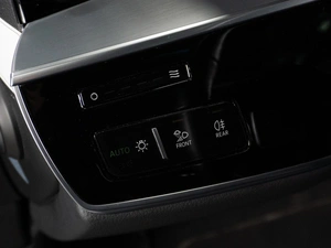 Седан Audi A8 2019 года, 6750000 рублей, Тюмень