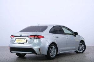 Седан Toyota Corolla 2019 года, 2299000 рублей, Омск