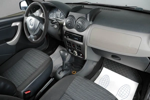 Хетчбэк Renault Sandero 2011 года, 519000 рублей, Тюмень