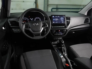 Седан Hyundai Solaris 2021 года, 1699000 рублей, Воронеж