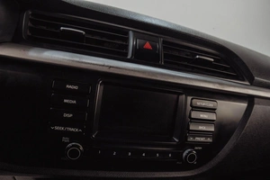 Седан Kia Rio 2018 года, 1079000 рублей, Челябинск