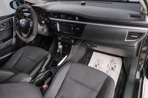 Седан Toyota Corolla 2014 года, 1349000 рублей, Красноярск