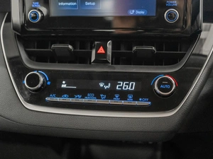 Универсал Toyota Corolla 2019 года, 1727000 рублей, Красноярск