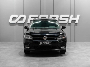 Внедорожник Volkswagen Tiguan 2019 года, 1849000 рублей, Тюмень