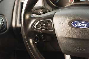 Седан Ford Focus 2018 года, 1249000 рублей, Челябинск