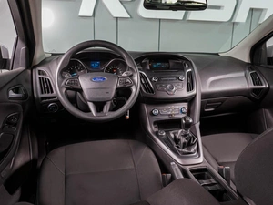 Хетчбэк Ford Focus 2015 года, 949900 рублей, Воронеж