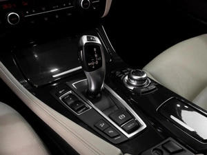 Седан BMW 5 серия 2012 года, 1779000 рублей, Тюмень