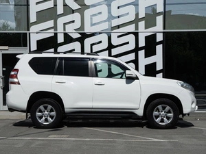 Внедорожник Toyota Land Cruiser Prado 2015 года, 3550000 рублей, Волгоград