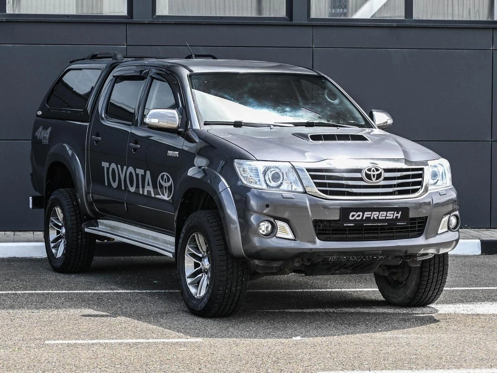 Пикап Toyota Hilux 2014 года, 2489000 рублей, Кирилловка