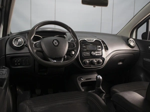 Внедорожник Renault Kaptur 2017 года, 1029000 рублей, Омск