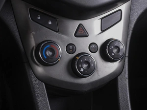 Хетчбэк Chevrolet Aveo 2014 года, 849000 рублей, Ростов-на-Дону