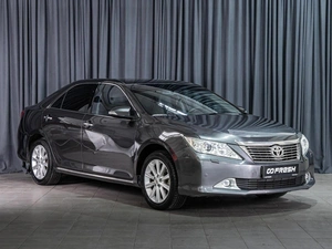 Седан Toyota Camry 2013 года, 1629000 рублей, Волгоград