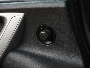 Хетчбэк Opel Astra 2011 года, 829000 рублей, Воронеж