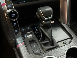 Внедорожник Toyota Land Cruiser 2021 года, 11997000 рублей, Красноярск