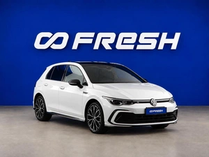 Хетчбэк Volkswagen Golf 2021 года, 2799444 рублей, Москва
