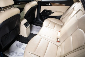 Седан Kia K7 2016 года, 2219000 рублей, Сургут