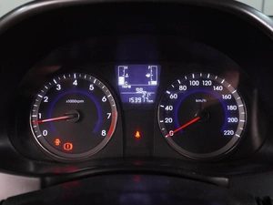 Седан Hyundai Solaris 2016 года, 949000 рублей, Воронеж