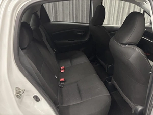 Хетчбэк Toyota Vitz 2019 года, 999000 рублей, Красноярск