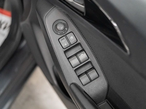 Седан Mazda Axela 2015 года, 1325000 рублей, Красноярск