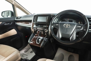 Минивэн Toyota Vellfire 2019 года, 4349000 рублей, Новосибирск