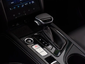 Лифтбек JAC J7 2023 года, 1610111 рублей, Тверь