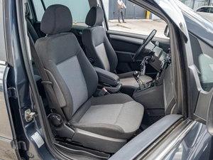 Минивэн Opel Zafira 2010 года, 679000 рублей, Краснодар