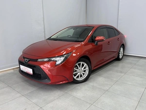 Универсал Toyota Corolla 2019 года, 1720100 рублей, Красноярск