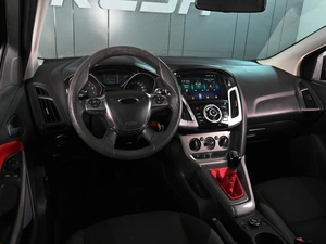 Хетчбэк Ford Focus 2011 года, 869000 рублей, Аксай