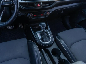 Седан Kia Cerato 2020 года, 1979000 рублей, Саратов