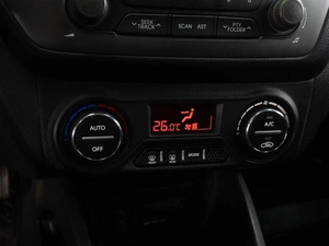 Седан Kia Rio 2013 года, 769000 рублей, Тюмень