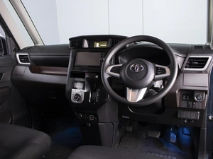 Хетчбэк Toyota Tank 2018 года, 1020000 рублей, Омск