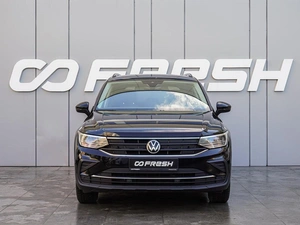 Внедорожник Volkswagen Tiguan 2020 года, 2680000 рублей, Краснодар