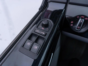 Минивэн Volkswagen Multivan 2004 года, 1599000 рублей, Саратов