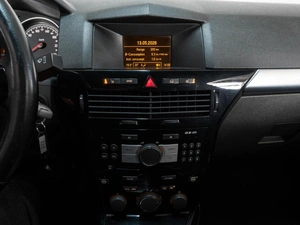 Хетчбэк Opel Astra GTC 2010 года, 597000 рублей, Ставрополь