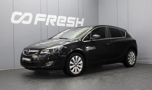 Хетчбэк Opel Astra 2012 года, 950000 рублей, Омск