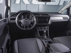 Минивэн Volkswagen Touran 2018 года, 1453070 рублей, Ростов-на-Дону