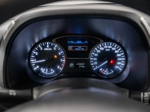 Внедорожник Nissan Pathfinder 2015 года, 2060000 рублей, Красноярск