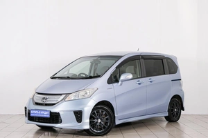 Минивэн Honda Freed 2012 года, 999000 рублей, Красноярск