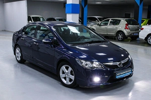 Хетчбэк Honda Civic 2011 года, 903000 рублей, Солонцы