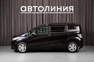 Минивэн Honda Freed 2011 года, 935000 рублей, Красноярск