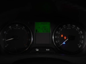 Хетчбэк Skoda Fabia 2012 года, 989000 рублей, Воронеж