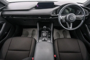 Хетчбэк Mazda 3 2019 года, 1839000 рублей, Красноярск