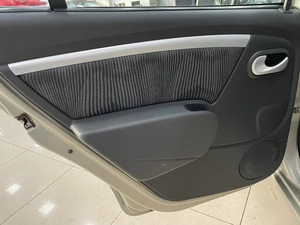 Хетчбэк Renault Sandero 2011 года, 697000 рублей, Солонцы