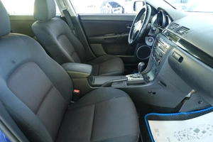 Хетчбэк Mazda 3 2008 года, 569000 рублей, Омск