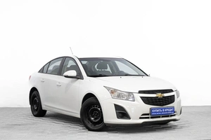 Седан Chevrolet Cruze 2014 года, 799000 рублей, Барнаул