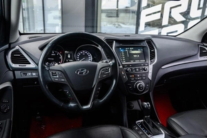 Внедорожник Hyundai Santa Fe 2017 года, 2350000 рублей, Ульяновск