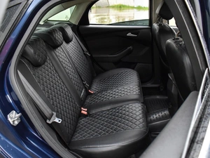 Седан Ford Focus 2012 года, 950000 рублей, Краснодар