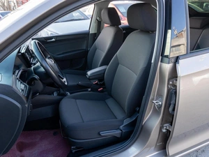 Лифтбек Volkswagen Polo 2021 года, 1489000 рублей, Саратов