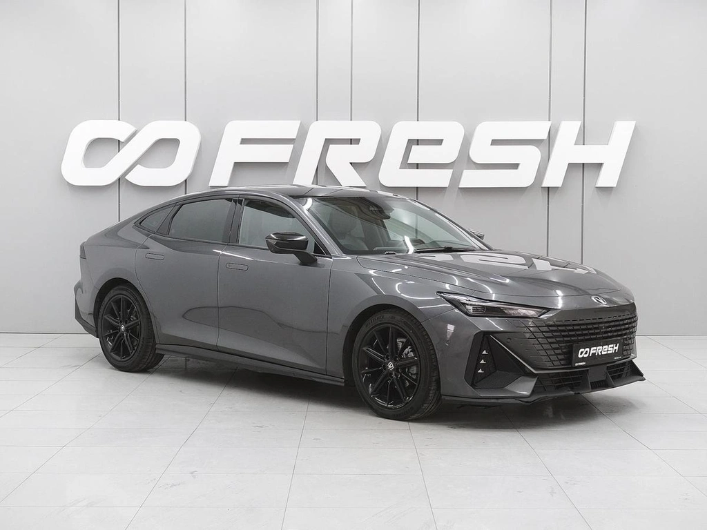 Лифтбек Changan UNI-V 2023 года, 2100000 рублей, Ростов-на-Дону