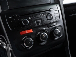 Седан Citroen C4 2013 года, 820000 рублей, Волгоград